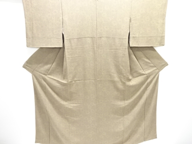 菊唐草模様小紋着物